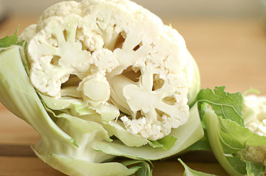 Vietnam High-Quality Fresh Cauliflower Whole-Sale (Green and White)